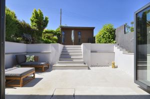 Photo 19- click for photo gallery